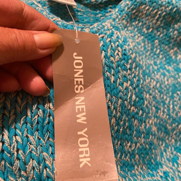 Jones New York size XL woman's sleeveless top. Turquoise and cream knit. - Picture 3 of 11